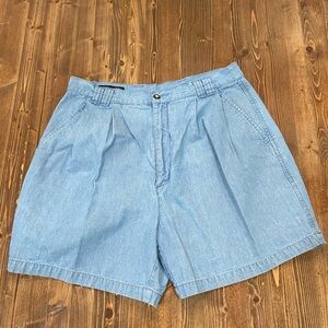 90s pleated Light Blue Denim shorts
